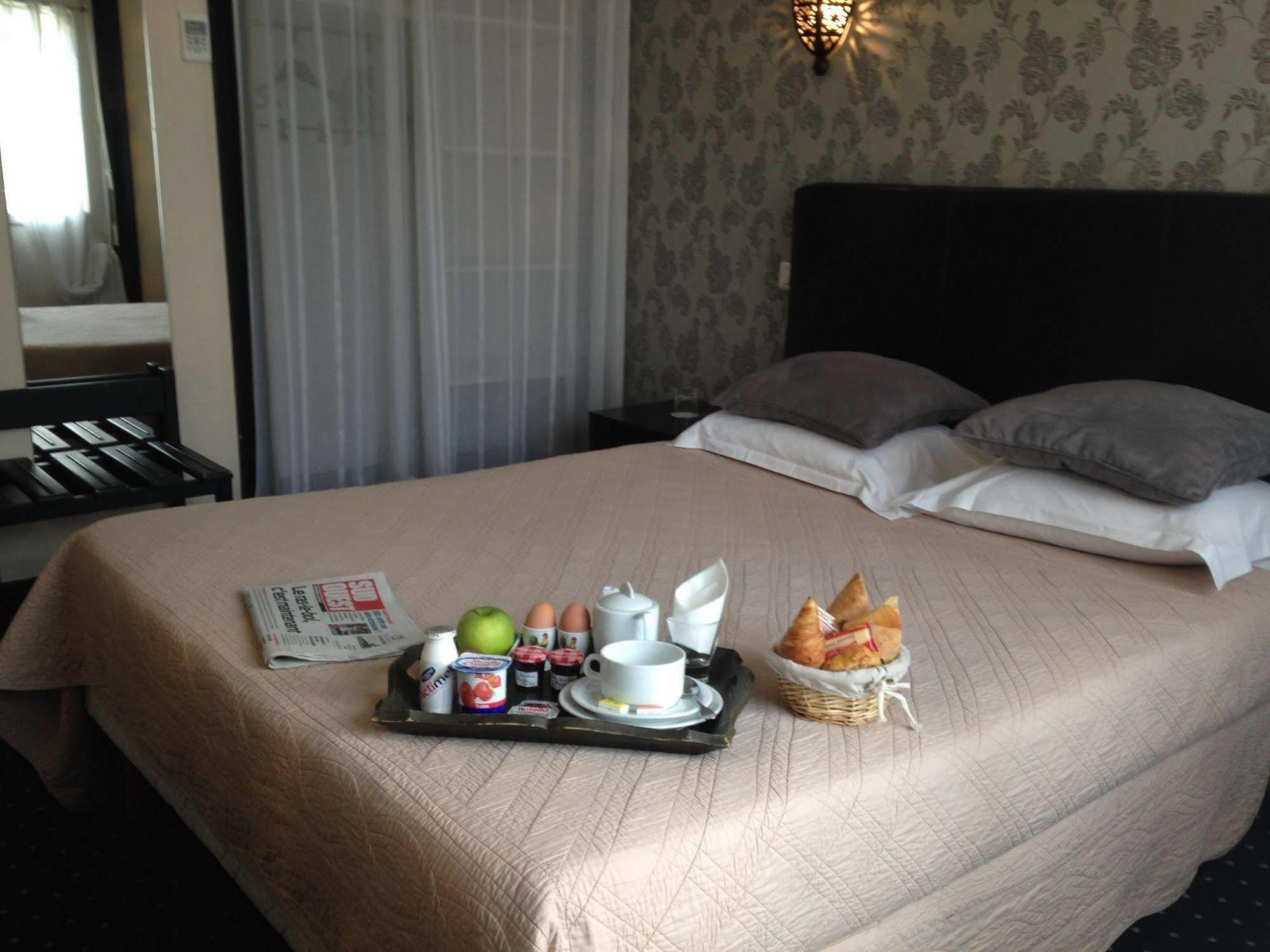 Hotel De France Bergerac Esterno foto